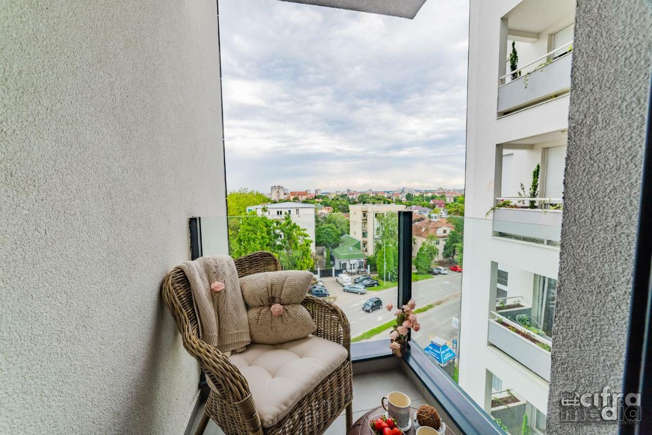 Apartmani Alexandar15 โนวีซาด ภายนอก รูปภาพ